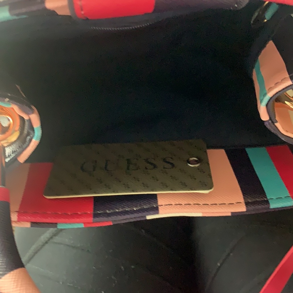 Guess bag - Picture 7 of 7